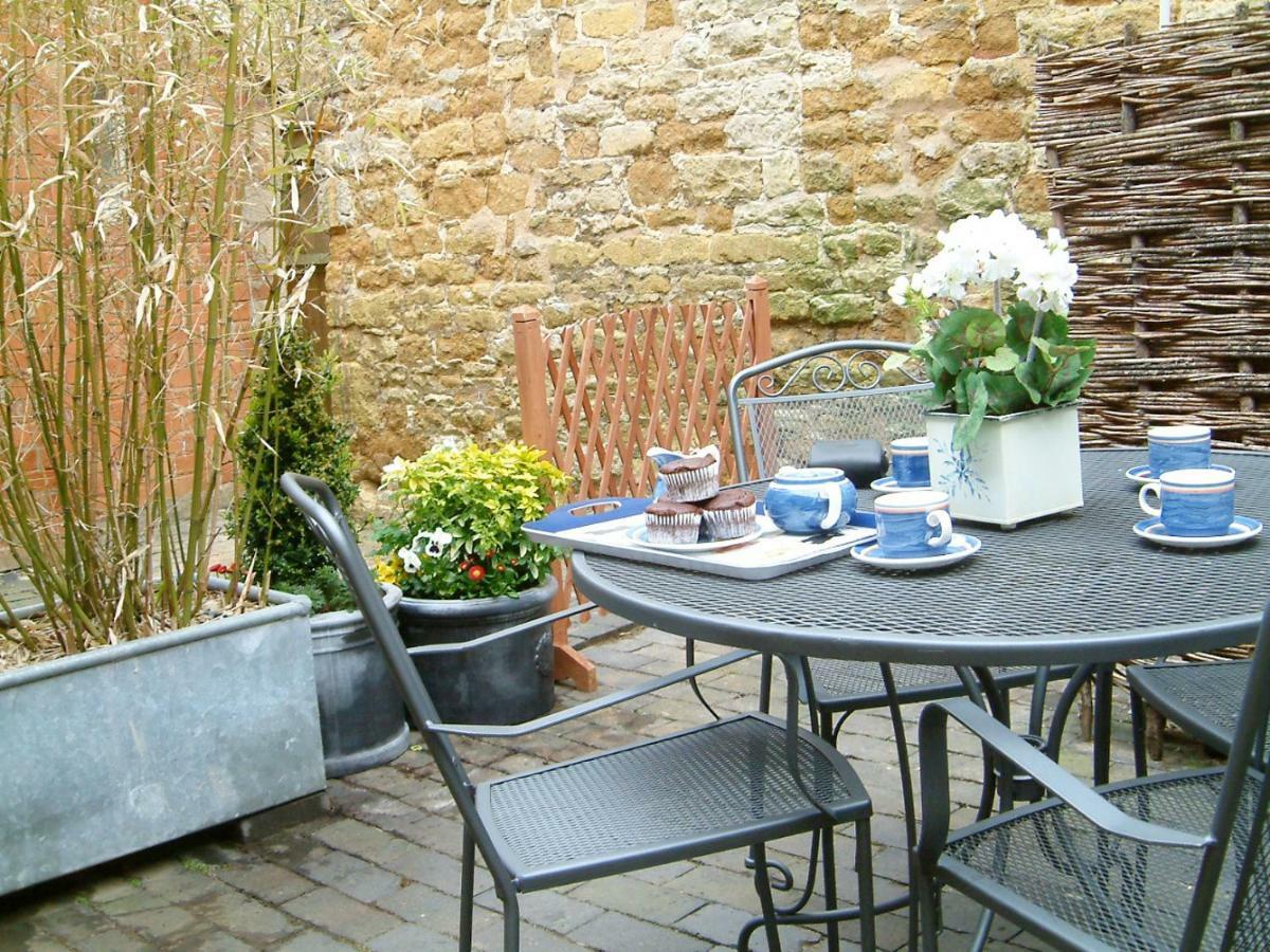 Odd Cottage Oddington  Extérieur photo